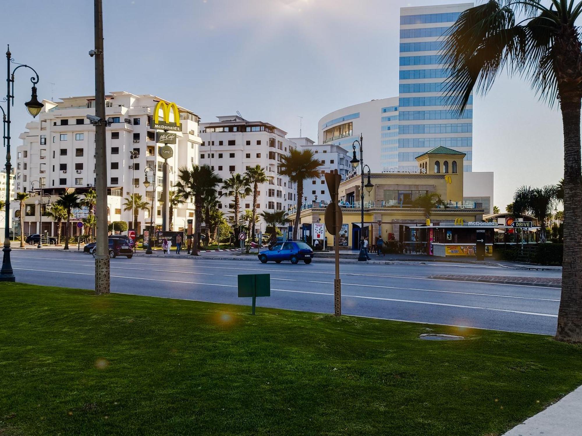 Appartement A Malabata En Face Centre Commercial Megarama & La Gare De Tgv M2 Tanca Dış mekan fotoğraf