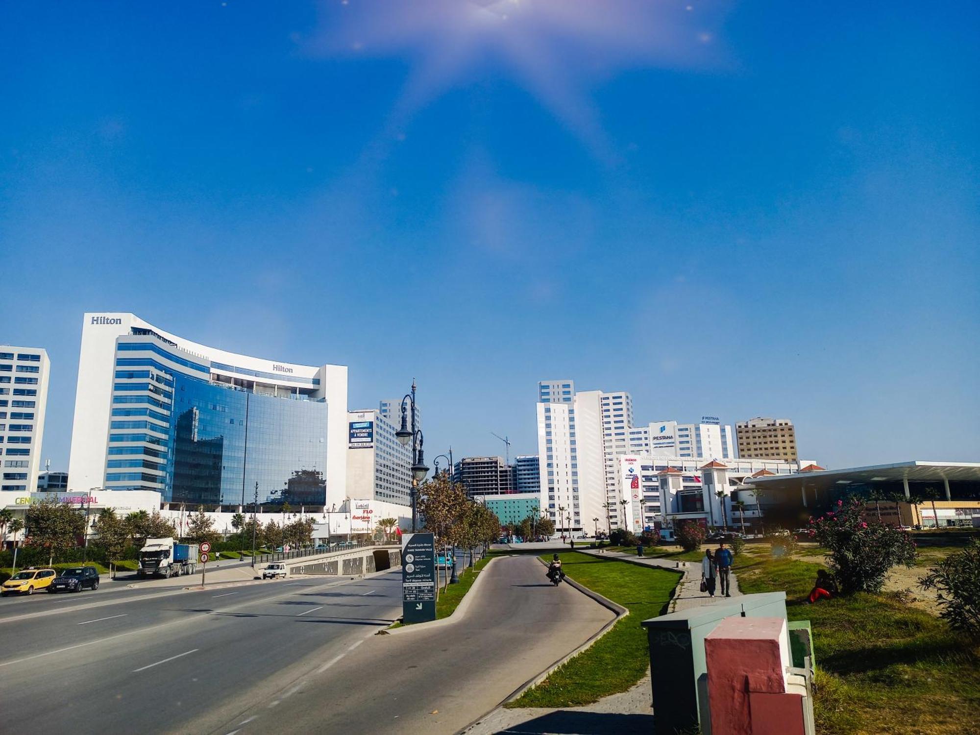 Appartement A Malabata En Face Centre Commercial Megarama & La Gare De Tgv M2 Tanca Dış mekan fotoğraf